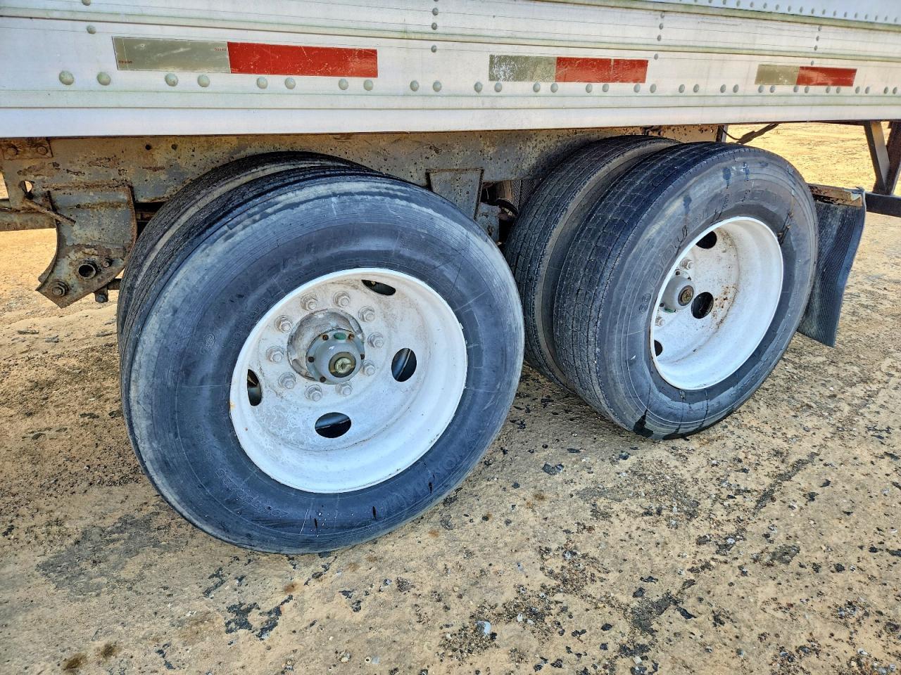 1997 Utility VS2R Refrigerated Van Trailer