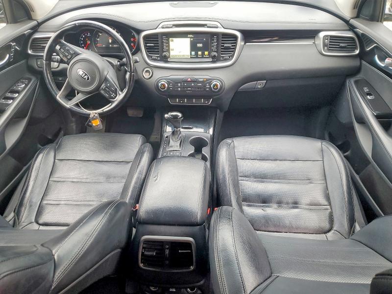 2016 KIA Sorento sx V6