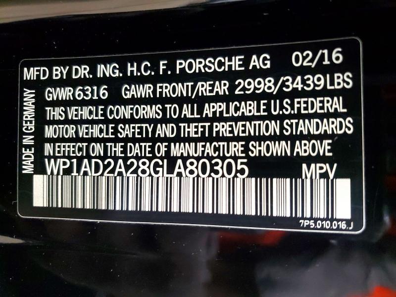 2016 Porsche Cayenne gts
