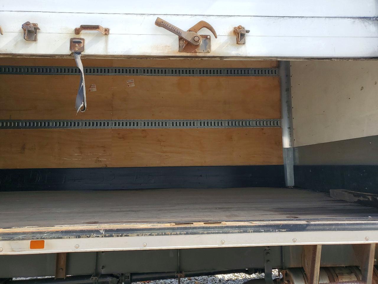 2020 International MV607 BOX Truck