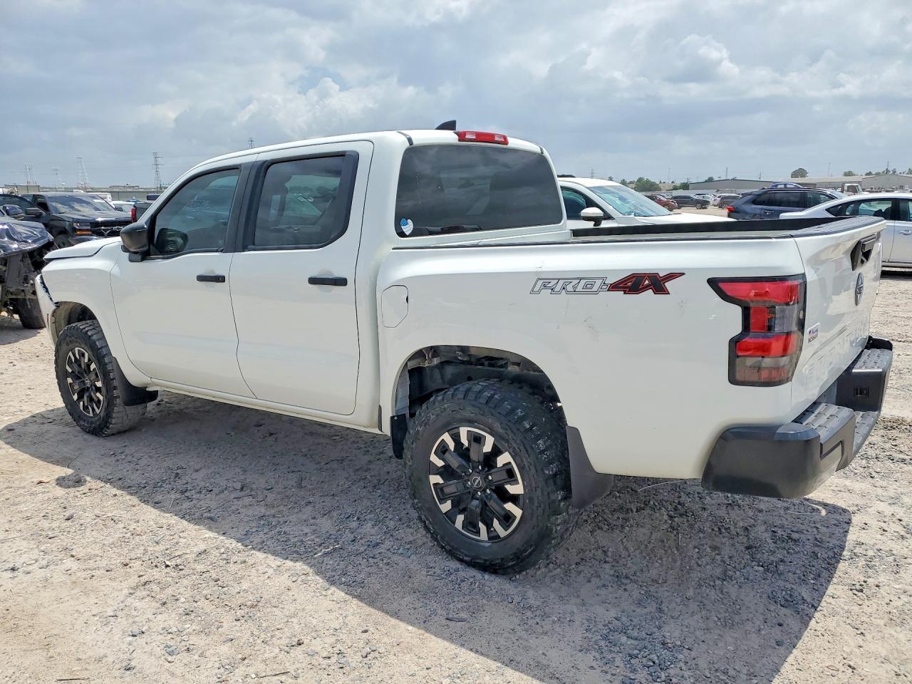 2024 Nissan Frontier S