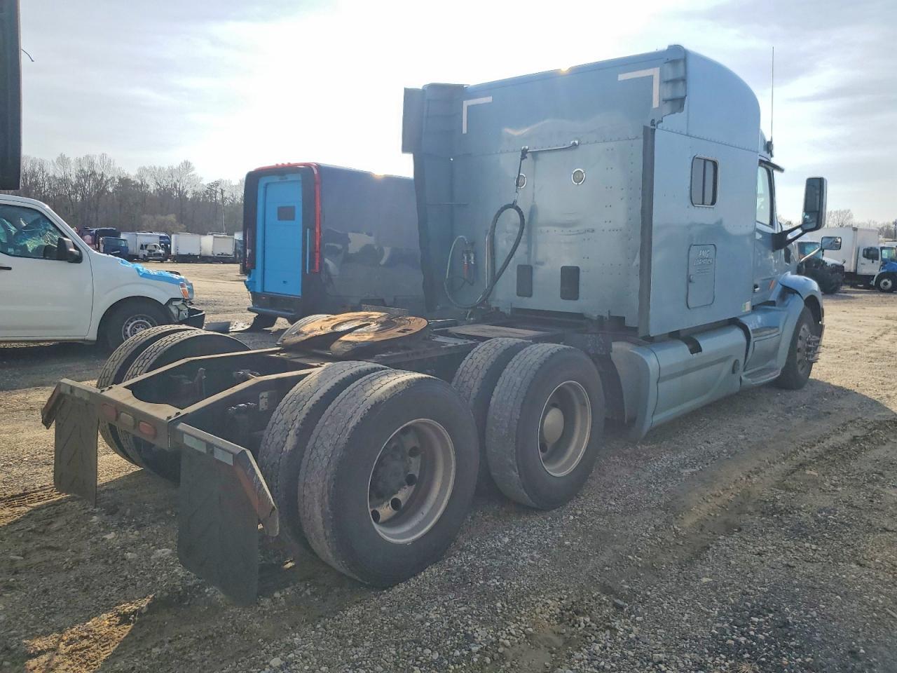 2016 Peterbilt 579 Semi Truck
