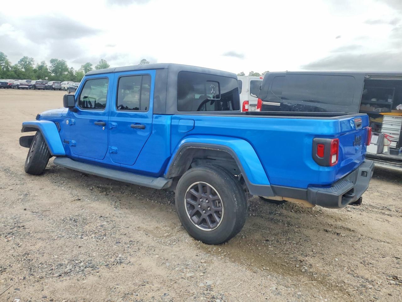 2022 Jeep Gladiator Sport