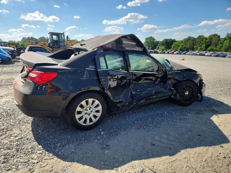 2013 Chrysler 200 lx