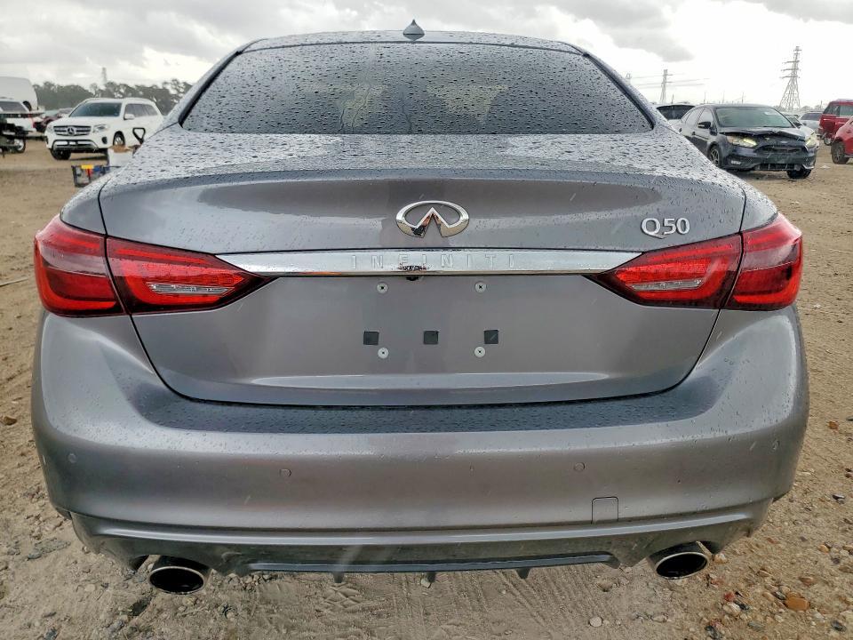 2021 Infiniti Q50 Luxe