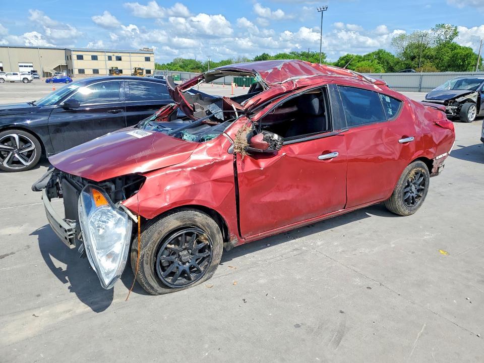 2016 Nissan Versa 1.6 sv