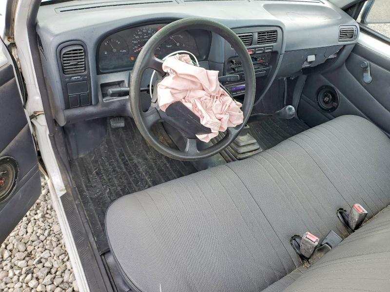 1997 Nissan Truck Base