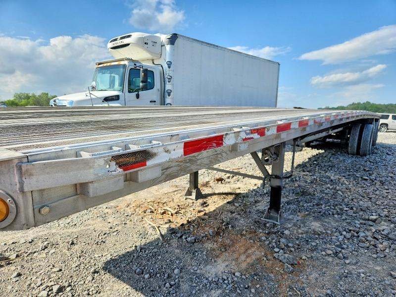 2015 Reitnouer Flatbed Trailer