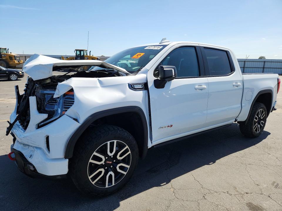 2023 GMC Sierra K1500 AT4