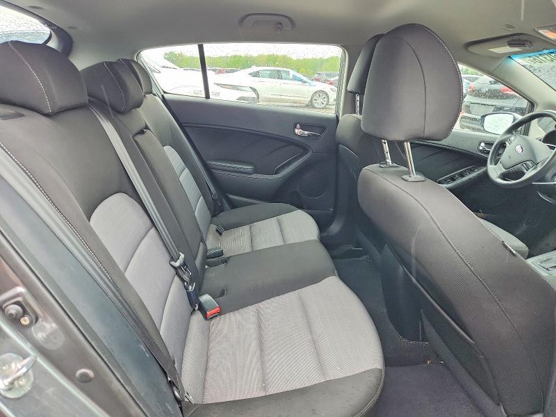 2016 KIA Forte lx