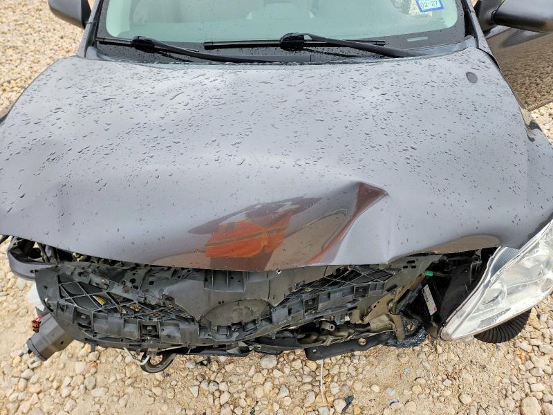 2013 Toyota Corolla l