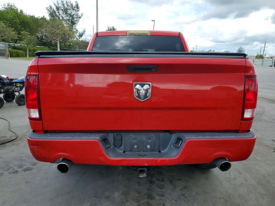 2015 Dodge RAM 1500 ST