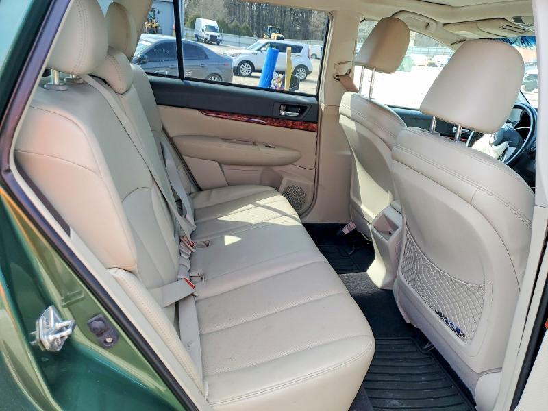 2010 Subaru Outback 2.5i Limited