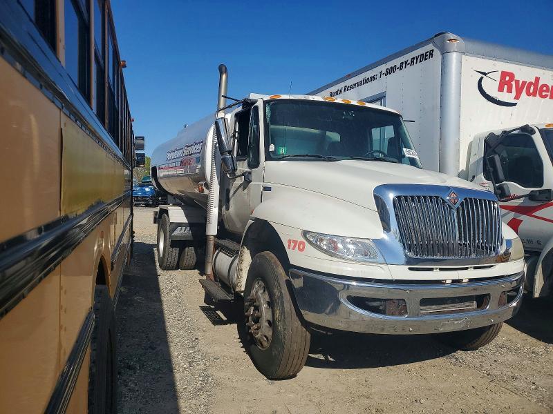 2015 International 4400 Tank Truck