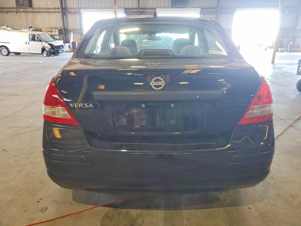 2011 Nissan Versa 1.6 Base