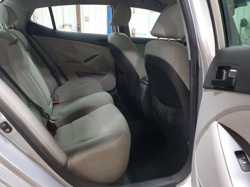 2012 KIA Optima lx