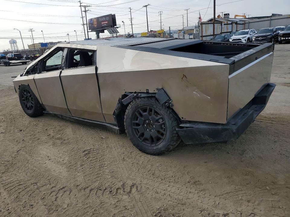 2025 Tesla Cybertruck