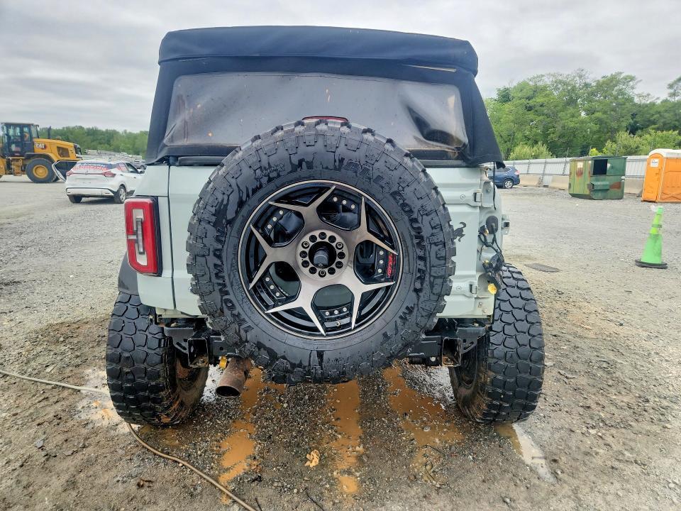 2021 Ford Bronco Base
