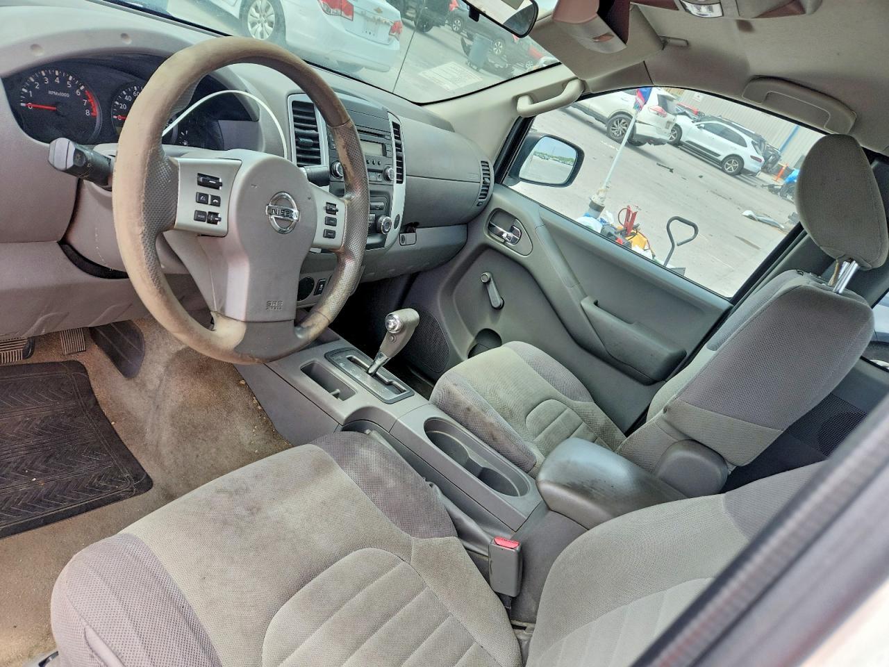 2014 Nissan Frontier S