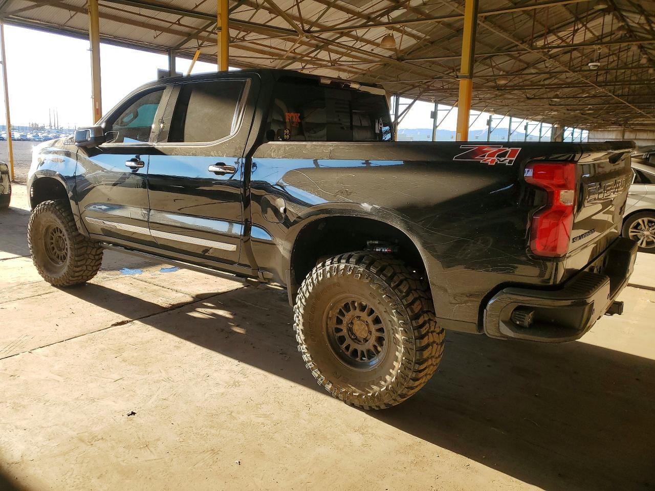 2022 Chevrolet Silverado K1500 High Country