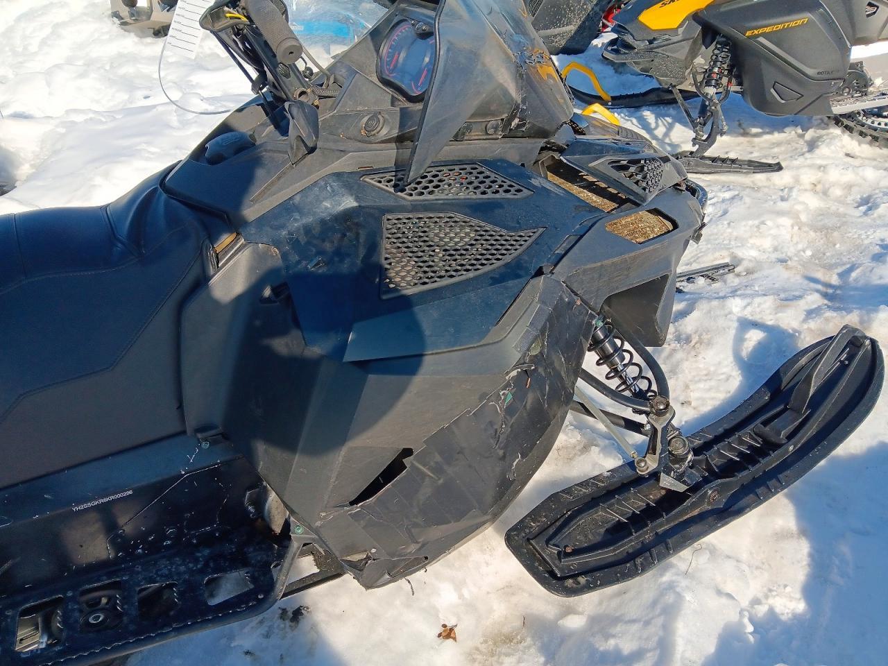 2019 Skidoo 2009 SKI-DOO 000MF9B