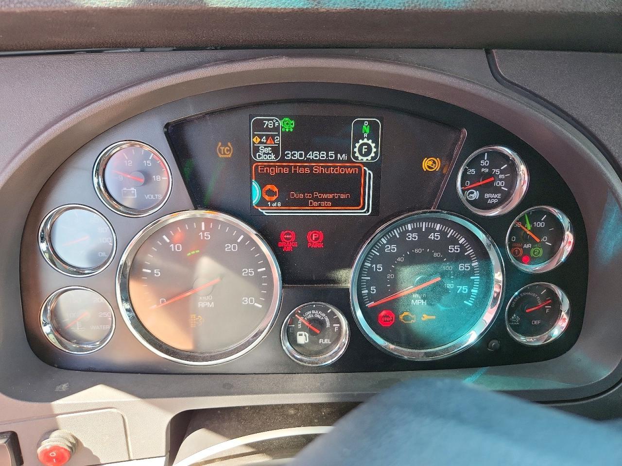 2020 Kenworth T680 Semi Truck