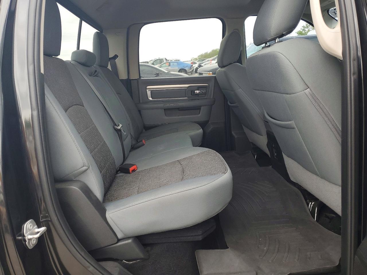 2017 Dodge RAM 1500 SLT
