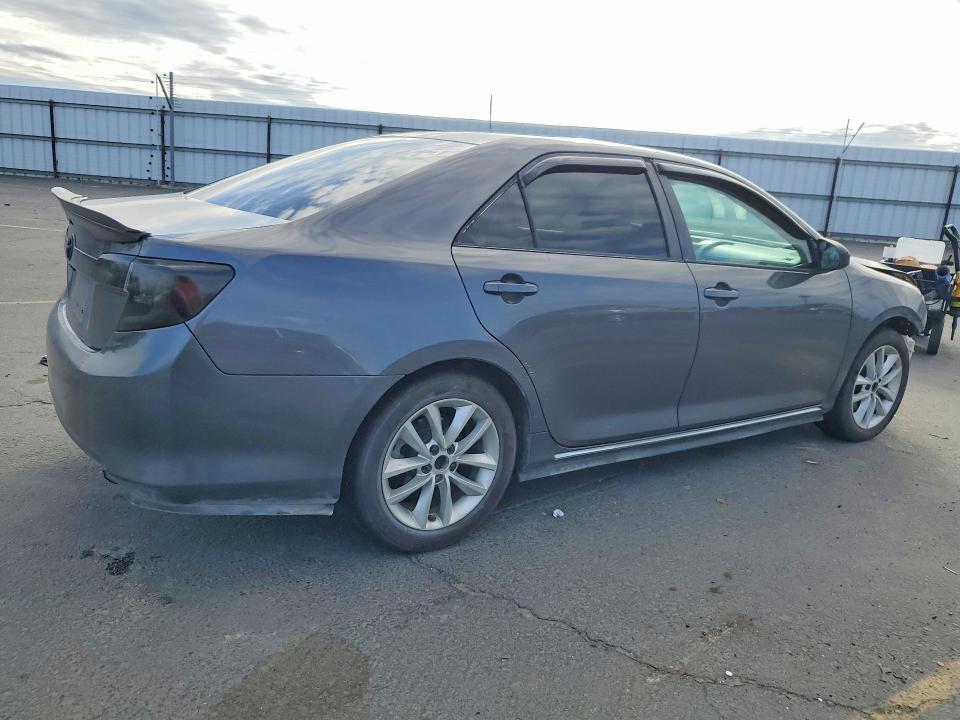 2013 Toyota Camry le