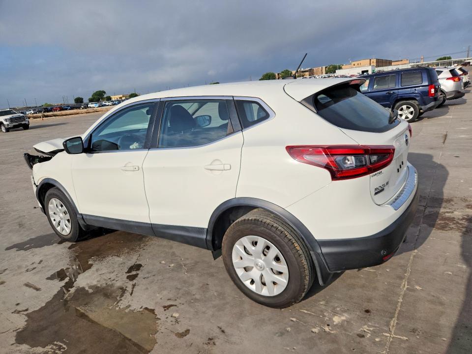 2020 Nissan Rogue Sport s