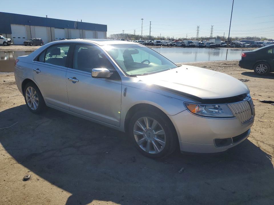 2012 Lincoln MKZ