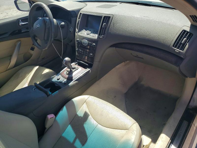 2011 Infiniti G37 Coupe x