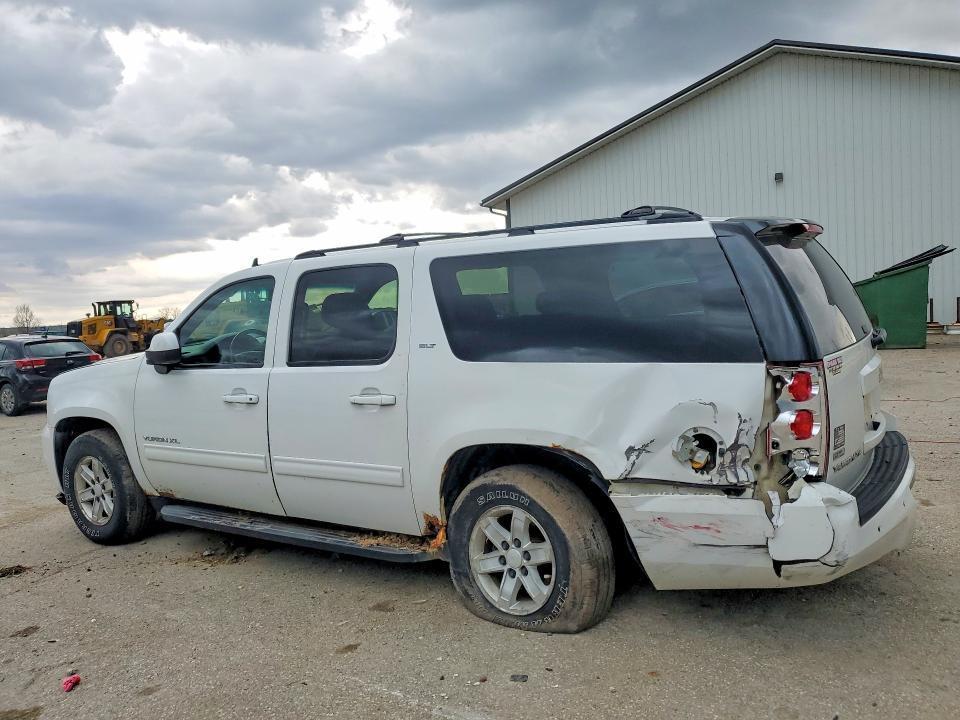 2010 GMC Yukon xl K1500 slt