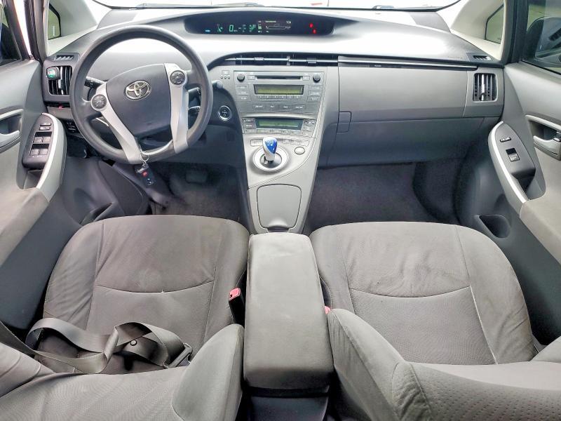 2010 Toyota Prius ii