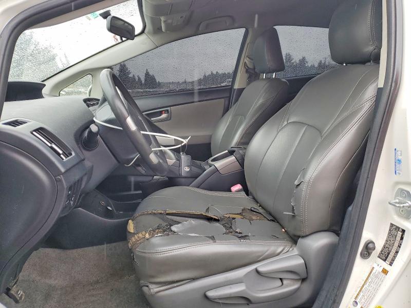 2014 Toyota Prius two