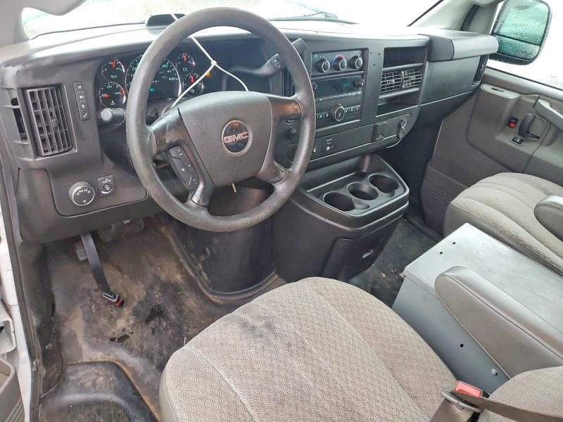 2016 GMC Savana G2500 Utility / Service van