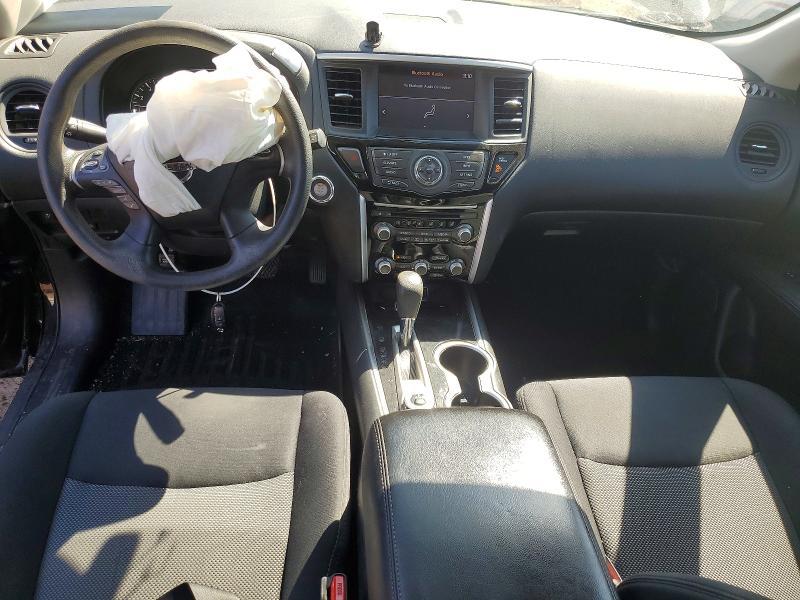 2018 Nissan Pathfinder s