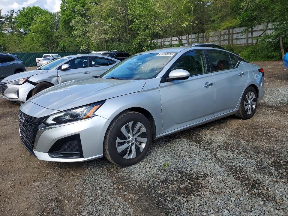 2023 Nissan Altima s