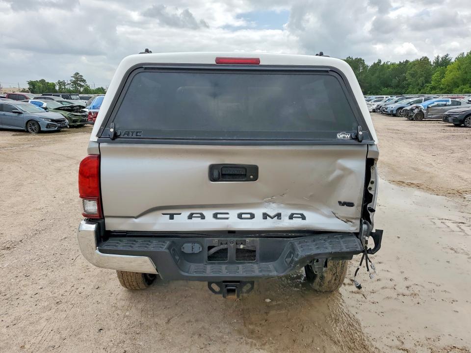2022 Toyota Tacoma SR5 V6