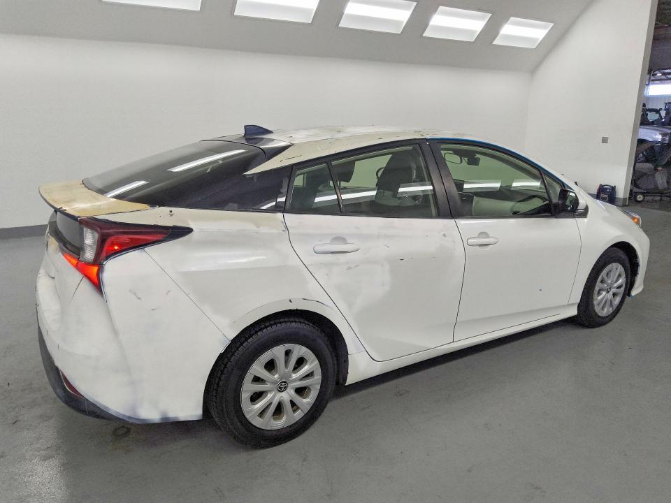 2019 Toyota Prius l eco