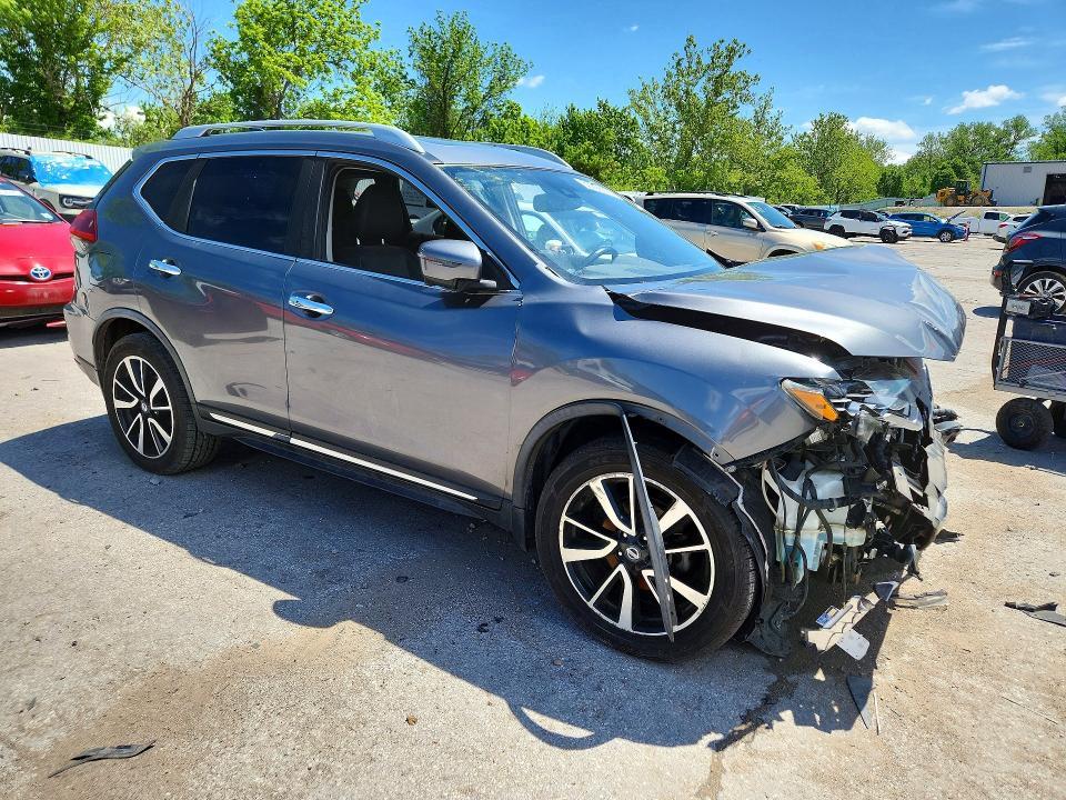 2018 Nissan Rogue s