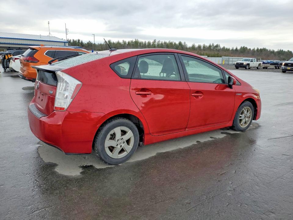 2010 Toyota Prius iii