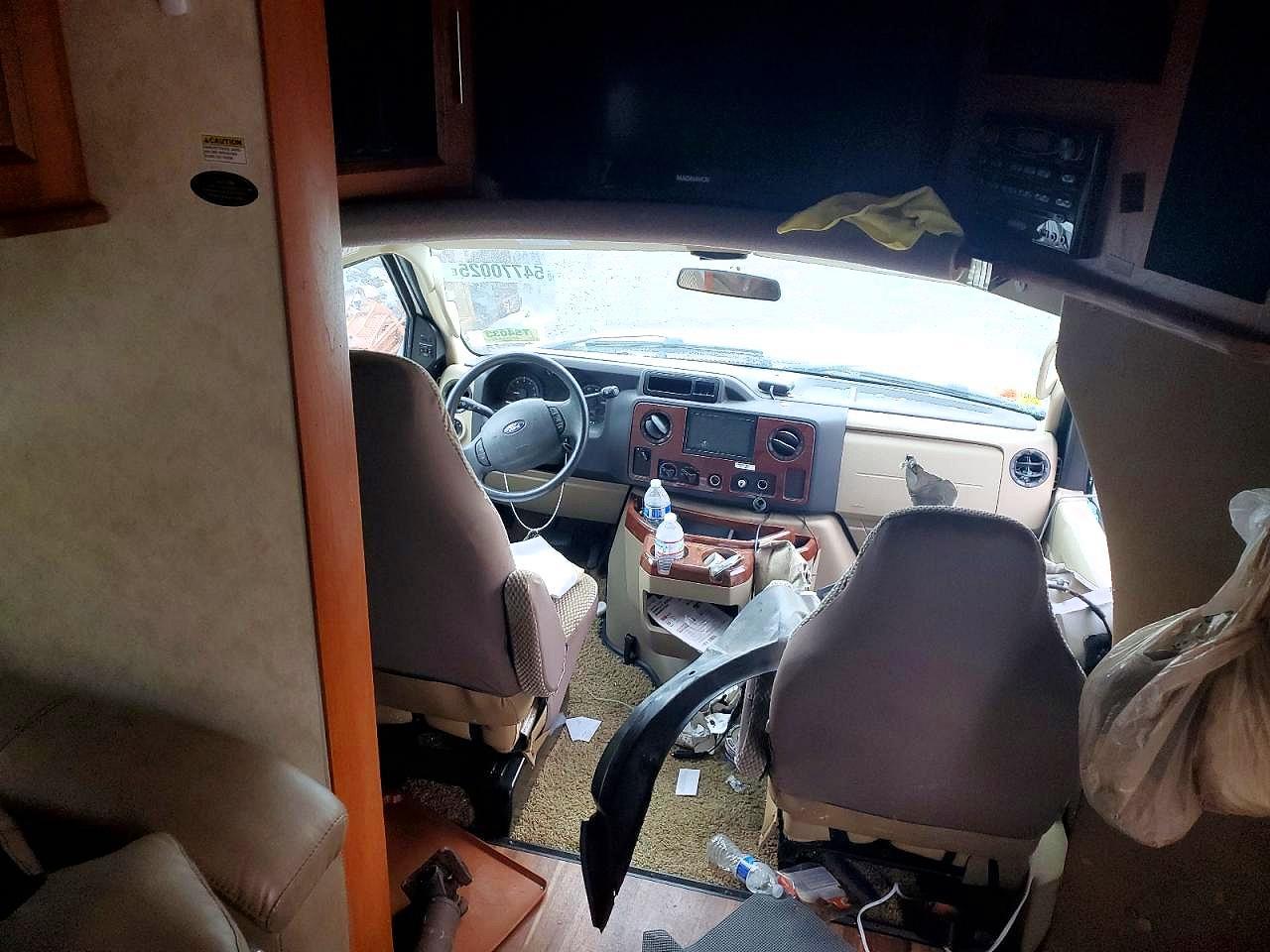 2012 Coachmen 2012 Concord Coachmen RV