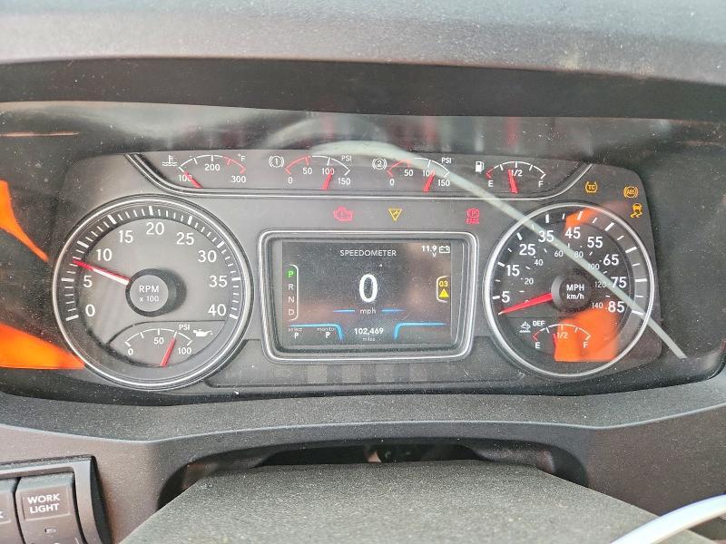 2025 International MV607-BOX Truck