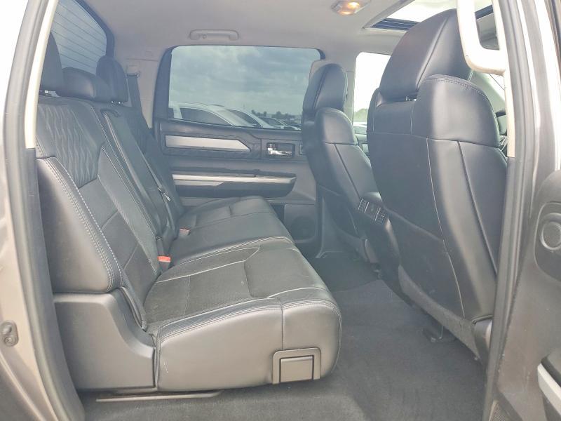 2015 Toyota Tundra Platinum