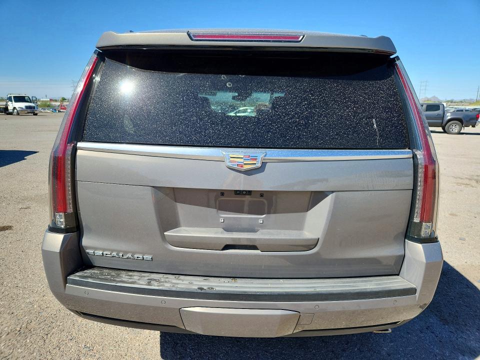 2017 Cadillac Escalade Luxury