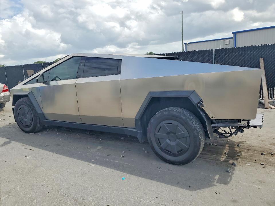 2024 Tesla Cybertruck