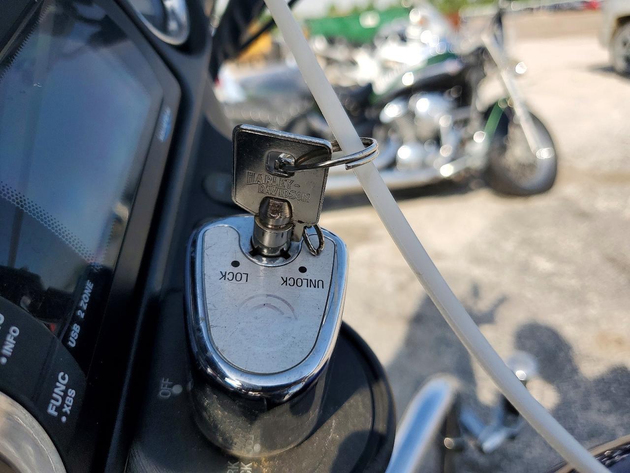 2006 Harley-Davidson Flhtcui