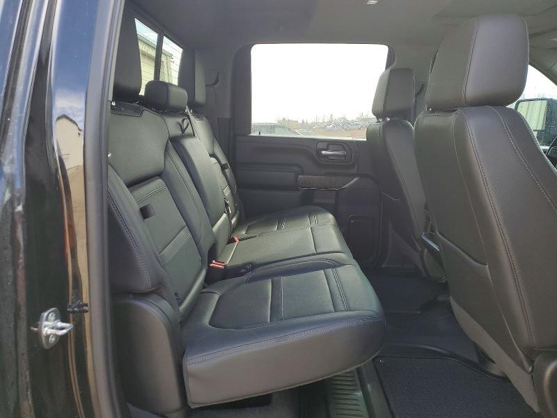 2022 GMC Sierra K3500 Denali