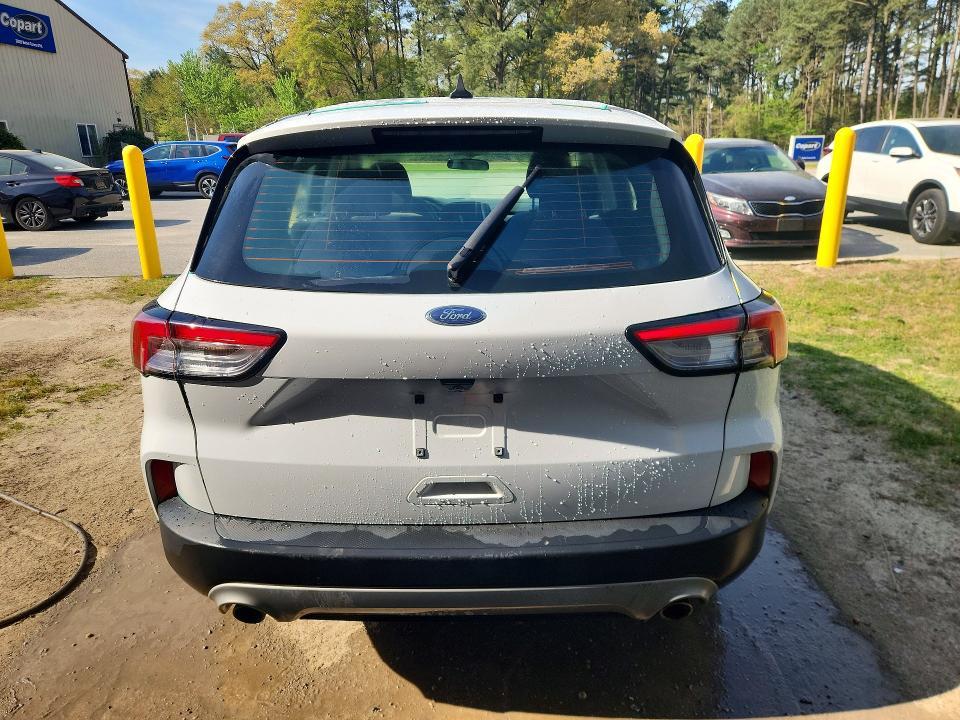 2022 Ford Escape s