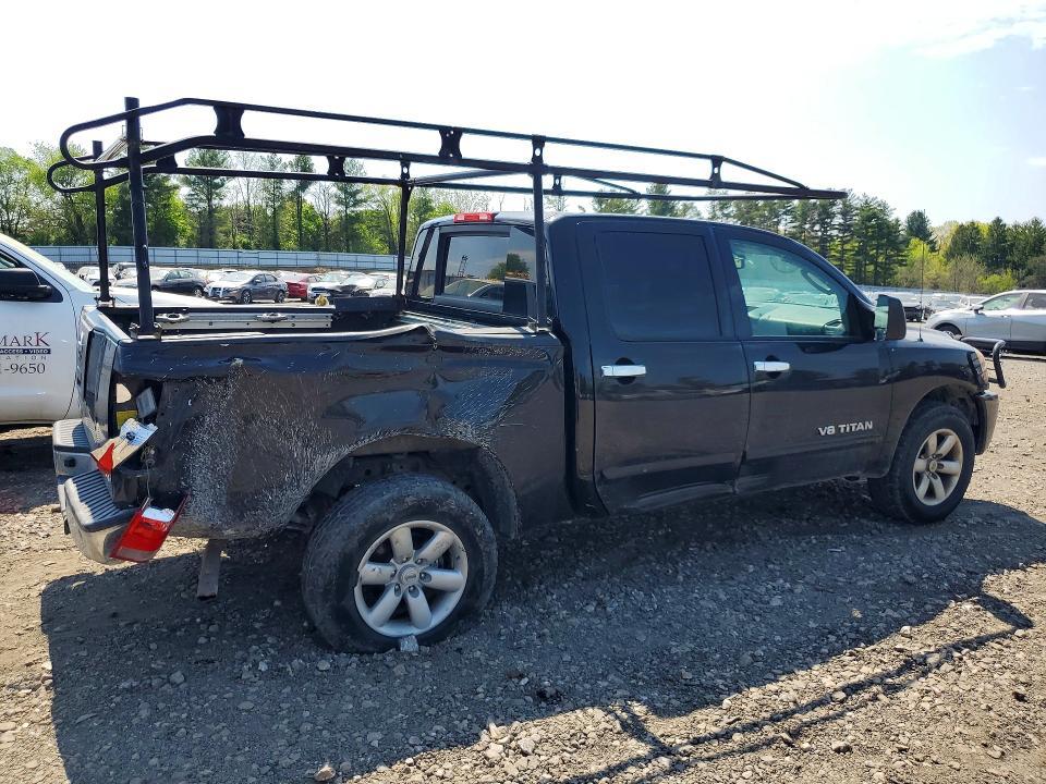 2011 Nissan Titan SV